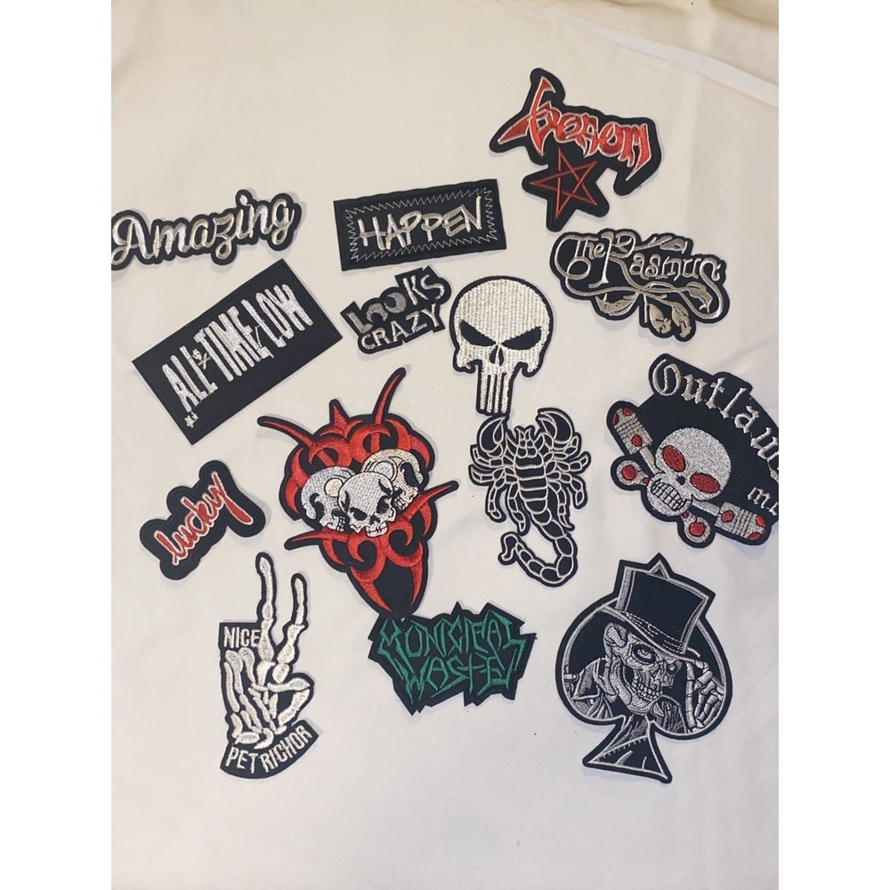 14 pc Assorted Styles Embroidered Patch Sew On/Iron on
